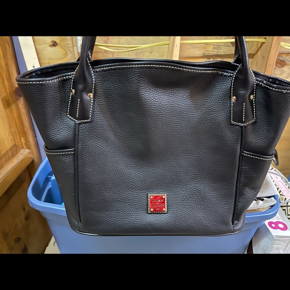 Purses - Picture 3 of 3